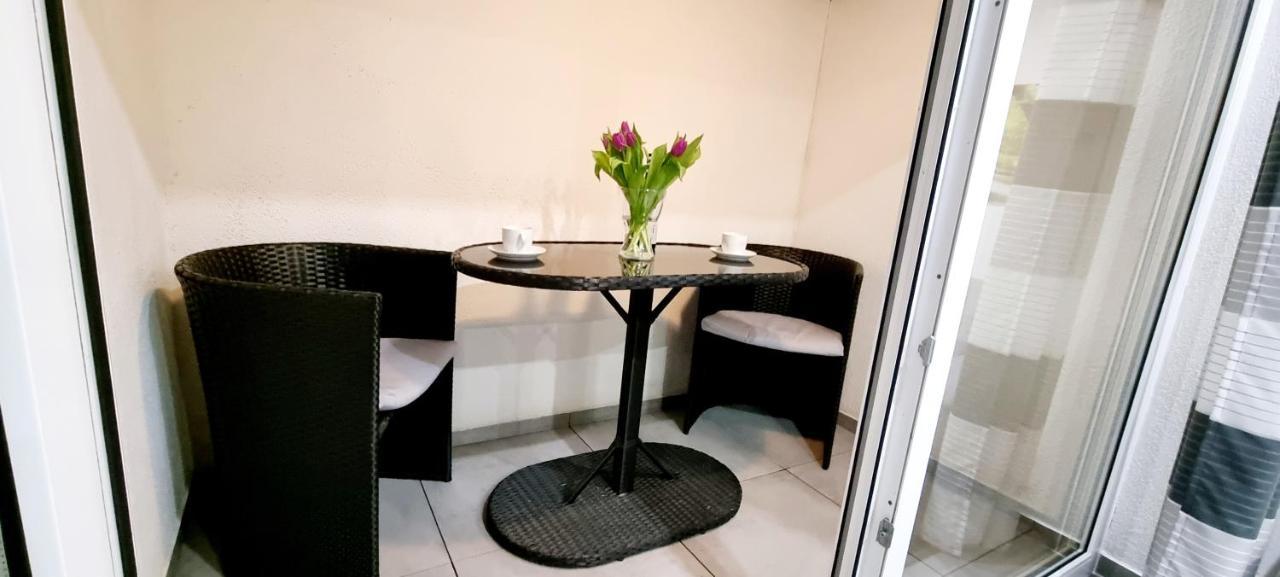 New Modern Selfcheckin Publicfreeparking Highspeed Wifi Kingsizebed Apartment Baden-Baden Exterior photo